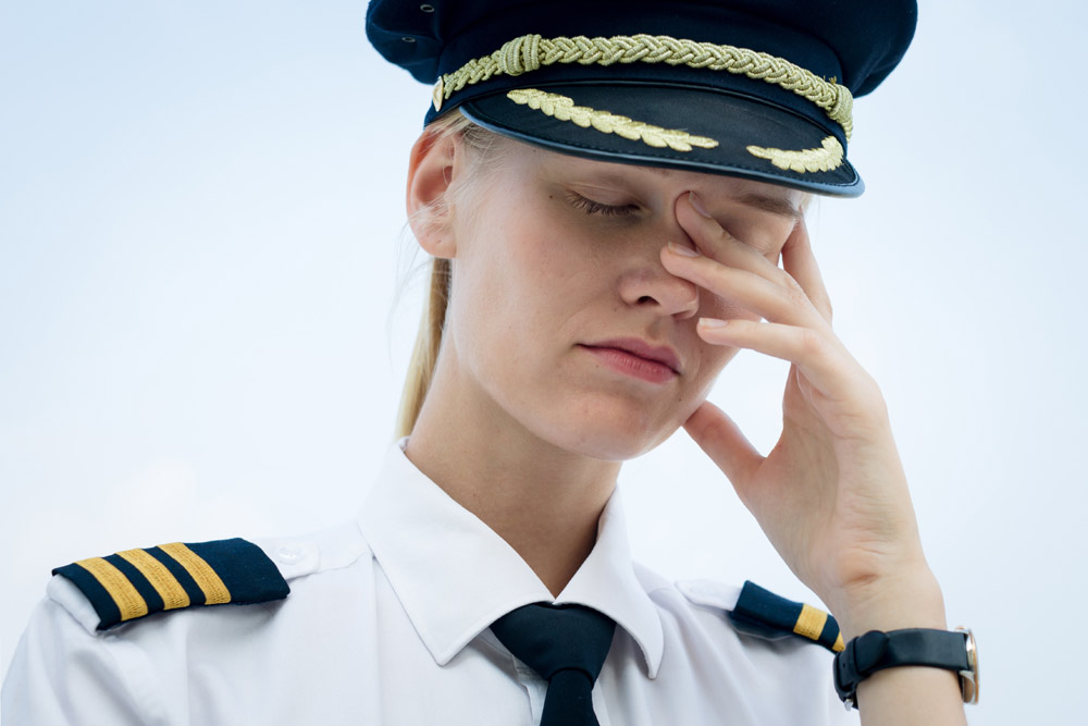 How Pilots Can Safely (and Legally) Use Antihistamines and Other Sleep-Inducing Medications